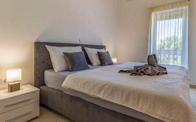 Delicate Apartment in Banjole near Beach Centinera