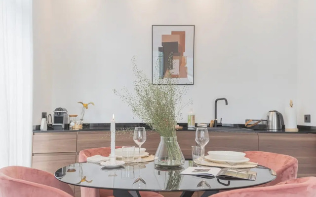 Piccola Como Lotus by Rent all Como