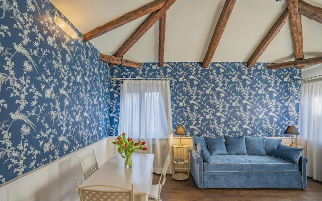 Lo Squero 3 Apartment With Balcony in Dorsoduro