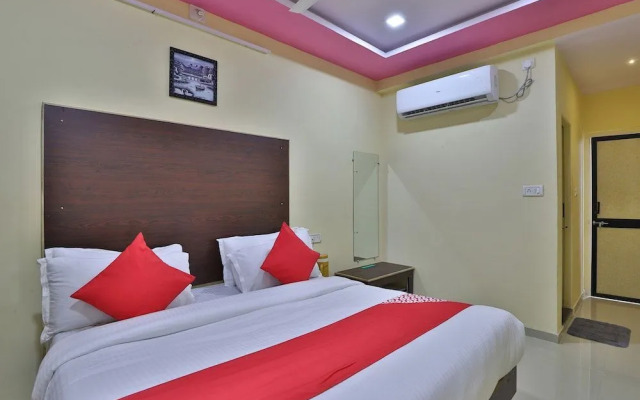 D K Guest House by OYO Rooms