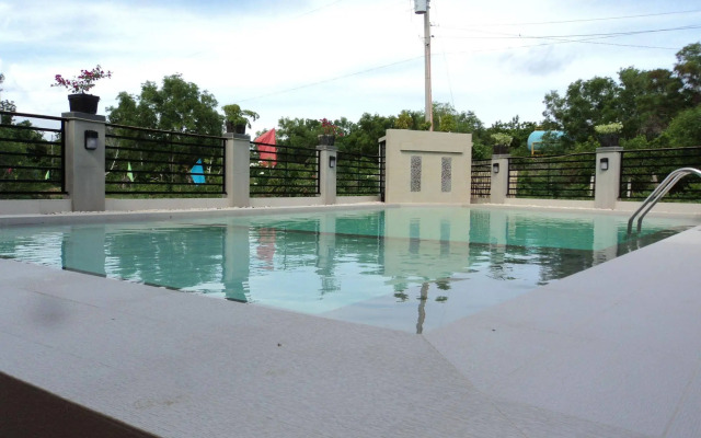 Greenfields Tourist Inn