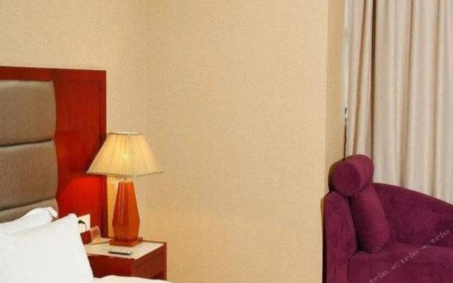 Grand Kingdom Hotel (Guangzhou Metro Huadu Square)