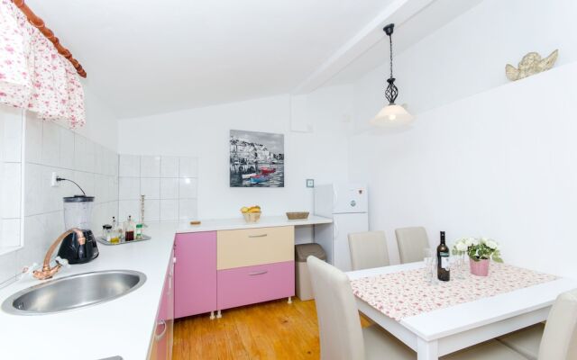 Apartment The Place