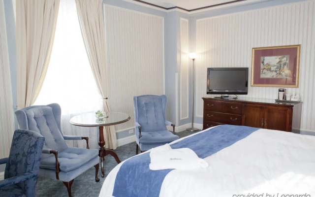 The Hotel Saskatchewan, Autograph Collection