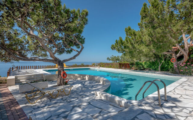 Ferma Solaris Apartments