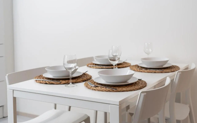 ULEABO Modern 37m2 Studio
