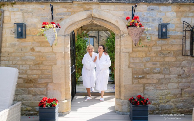 Ellenborough Park