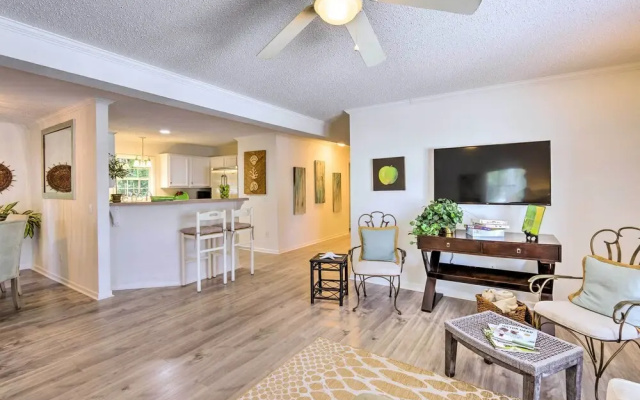 Patio & Gas Grill: Charming Bluffton Escape!