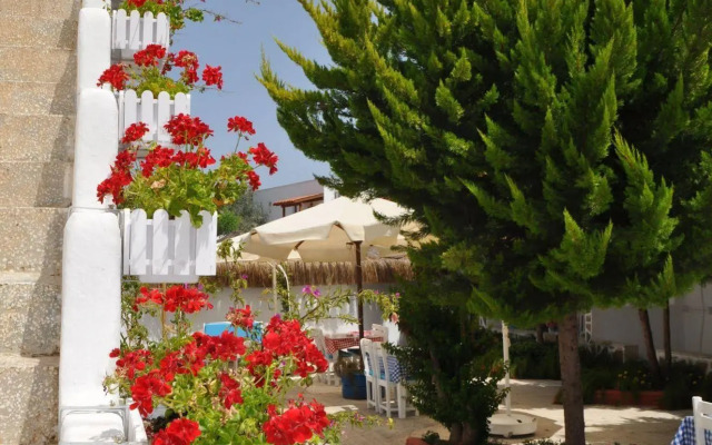 Lavinya Otel