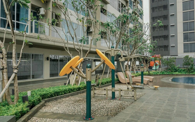 Fully Furnished And Cozy Studio At Green Sedayu Apartment