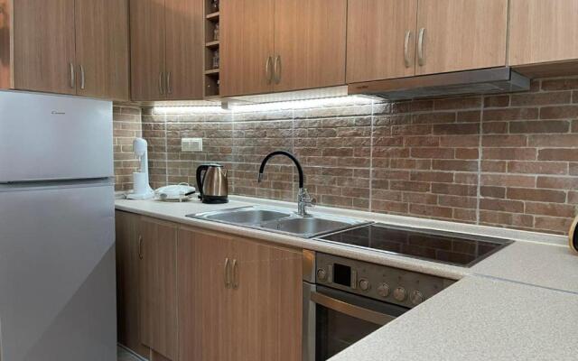 Maisonette 25m from the sea