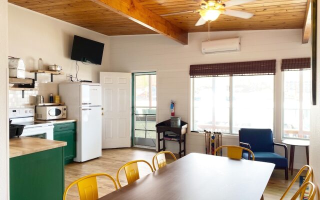 Niangua Hills Resort