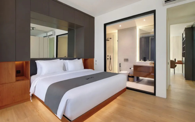 The Oasis II Townhouses by BREIG