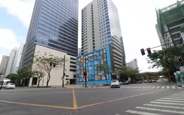 Oasis Regency at Fort Victoria BGC