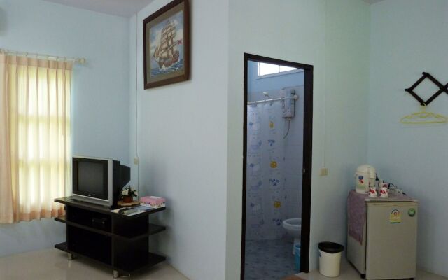 Bann Suan Rachawadee B&B