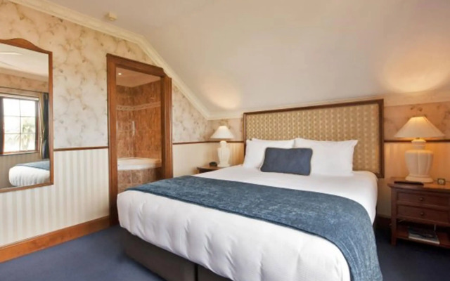 Grand Arden Monaco Nelson