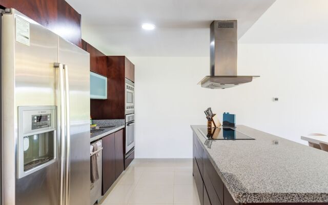 Casa SueÃ±o 2 Bedroom Condo by RedAwning