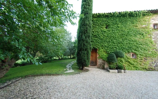 Le Mas Des Vieux Muriers