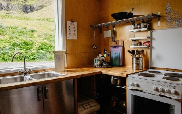 Hafaldan HI Hostel - Harbour building