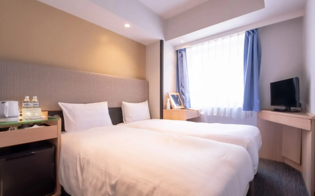 E Hotel Higashi Shinjuku