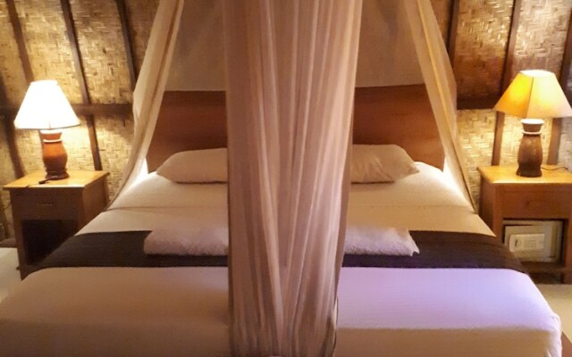 Sandy Beach Bungalows