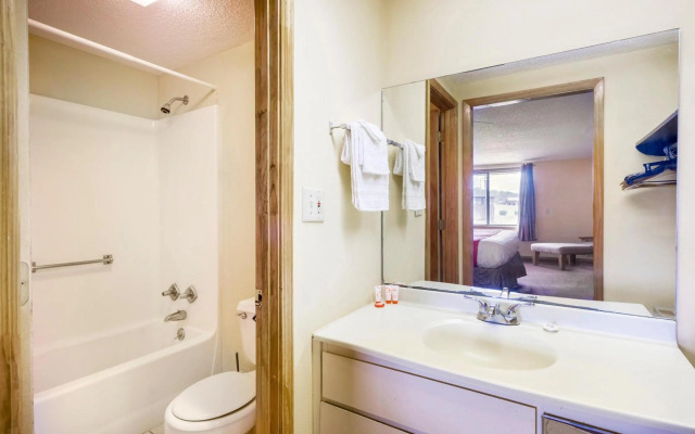 OYO Hotel Daleville AL Hwy 84