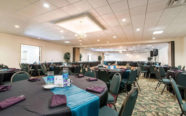 Quality Inn & Suites Schoharie near Howe Caverns