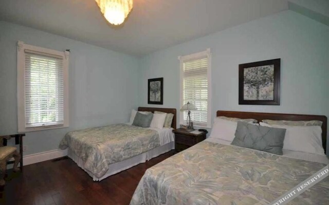 Whispering Pines B&B