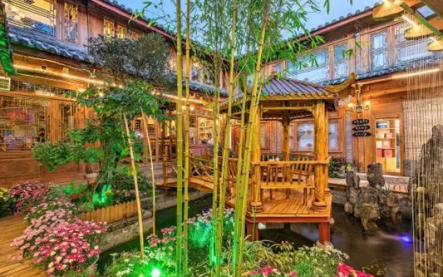 Xin Zhoujia Courtyard
