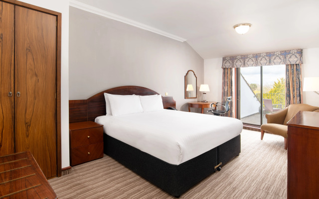 Copthorne Effingham Gatwick Hotel