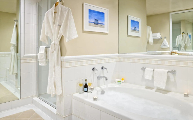 Beach House Hotel at Hermosa Beach