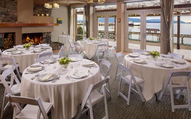 Chrysalis Inn & Spa Bellingham, Curio Collection by Hilton