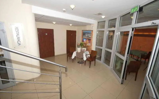 Hotel Major Budget