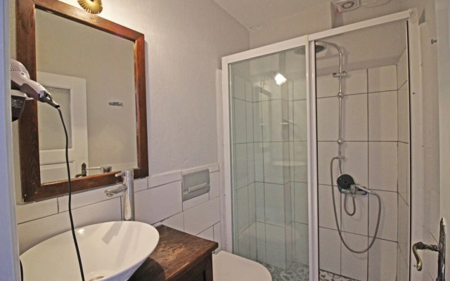 Eflatun Guest House