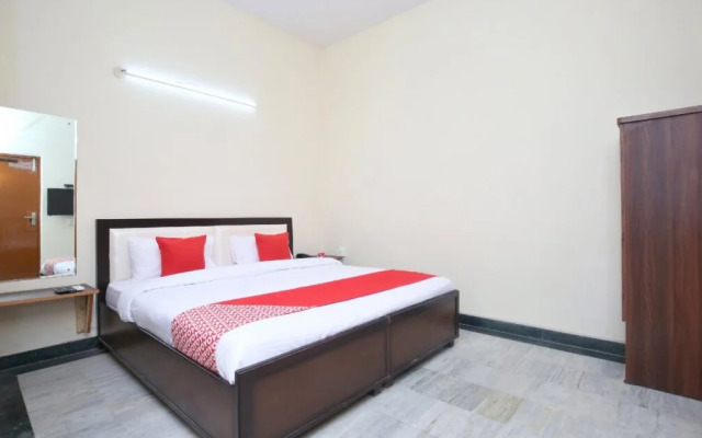 OYO Flagship 14326 Hotel Moonlight