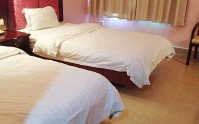 Yunfu Xinxing Lido Hotel