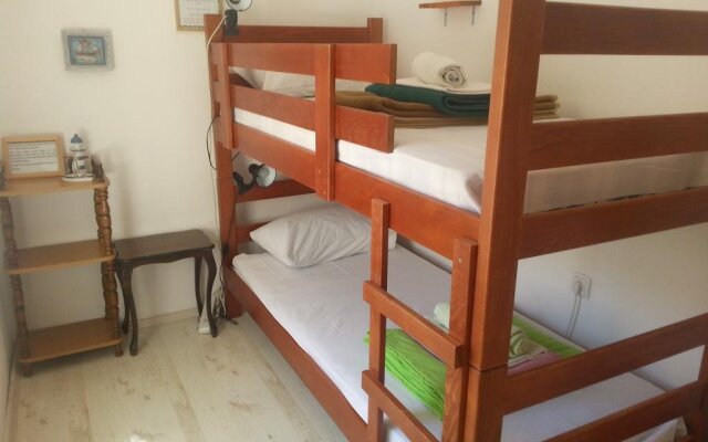 Freedom Hostel Budva