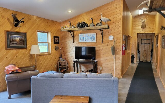 Dog-Friendly The Lodge Home in Quiet Location by RedAwning