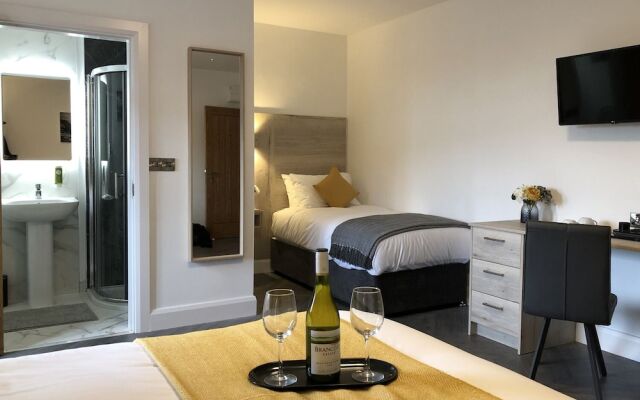 McNaughton Guestrooms