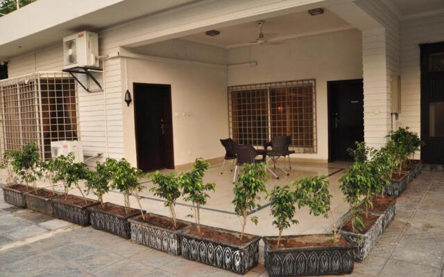 Reina Boutique Hotel - G6