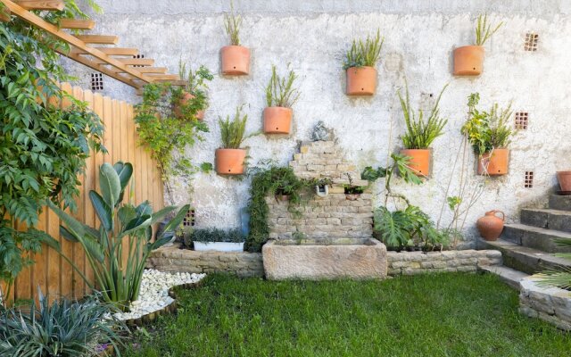 Carvoeira Surf & Family Villa