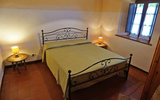 Castello di Selvole-Adults Only