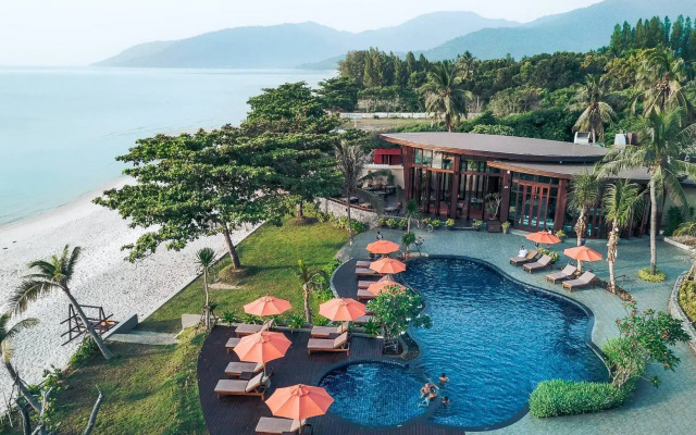 Khanom Beach Resort & Spa