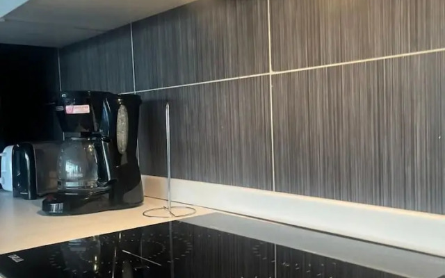 Spacious Unit 1 201