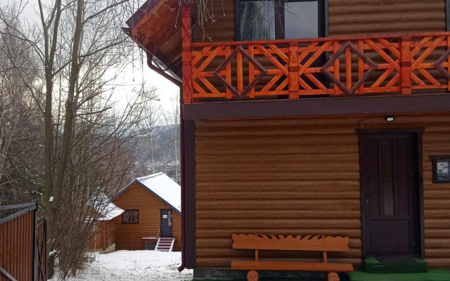 Сімейний котедж КРАЄВИД