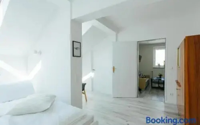 The newPAST Apartment