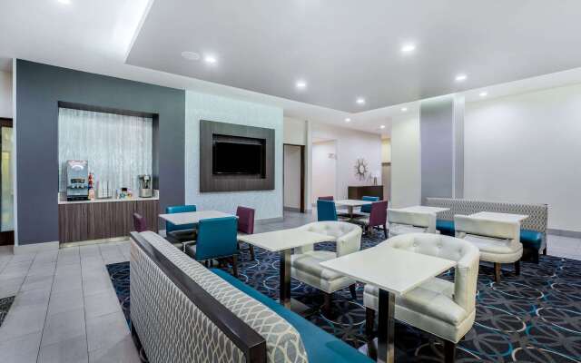 La Quinta Inn & Suites by Wyndham Houston Cypress