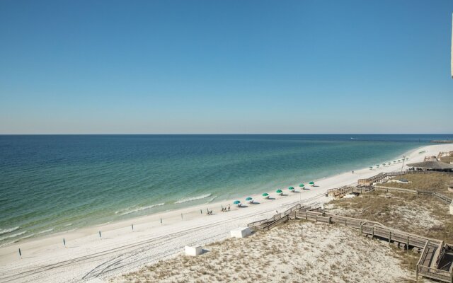 Inlet Reef 606 2 Bedroom Condo by RedAwning