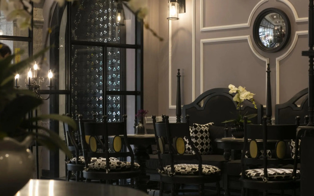 JM Marvel Hotel & Spa