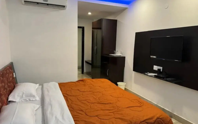 Goroomgo Jewel Premium Pathankot